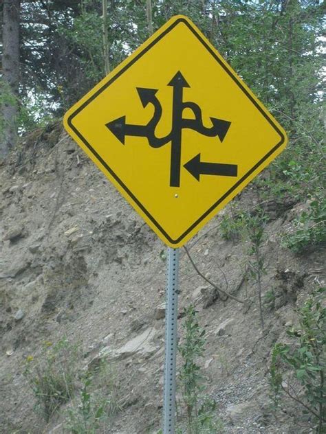 34 Of The Funniest Street Signs On The Open Road Funny Street Signs