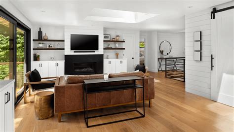 9 Living Room Flooring Ideas for 2022 | Floor Authority
