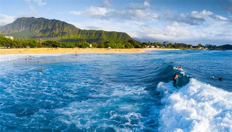 Know about Top Surf Spots for Intermediates in Hawaii