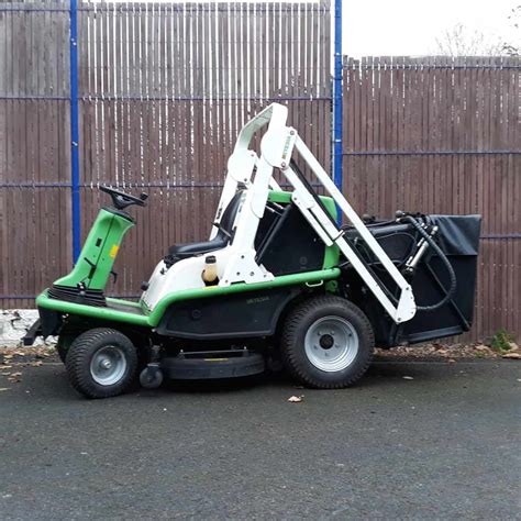 SOLD Etesia H124DS Ride On Tractor Mower Groundserv