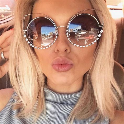 Luxury Rhinestone Cateye Sunglasses For Women 2017 Brand Designer Round