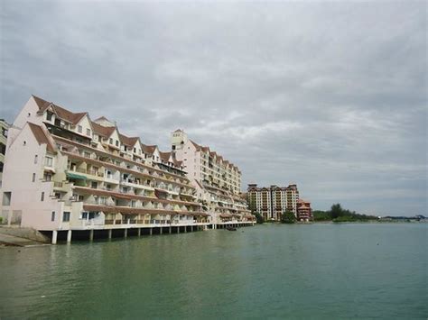 Nestled on the beach, this port dickson hotel is within 3 mi (5 km) of pantai bagan pinang, pantai saujana, and port dickson army museum. beach view - Picture of Corus Paradise resort, Port ...