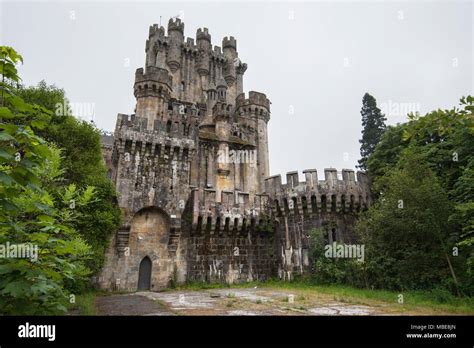 Butron Castle Basque Country Spain Stock Photo Alamy