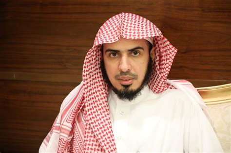 وكان وزير الشؤون الإسلامية السعودية يستقبل وفدا من حجاج نيوزيلندا من أهالي ضحايا المذبحة التي وقعت في مسجدين في مارس آذار الماضي وأسفرت عن مقتل نحو 50 شخصا. وزير الشؤون الإسلامية يكلف الخميس متحدثاً رسمياً للوزارة ...