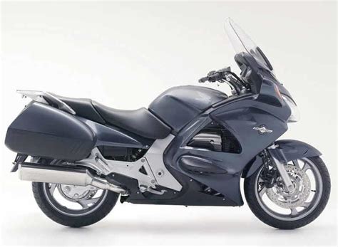 The year of its first introduction was 1990 and was due to the the first incarnation of the honda st1300 was the st1100. HONDA ST1300 PAN EUROPEAN (2002-on) Review | MCN