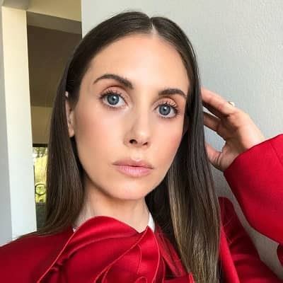 Alison Brie Bio Age Net Worth Height Married Nationality Body
