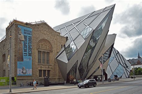 Royal Ontario Museum Toronto Ontario Canada The Michael Lee Chin Download Scientific