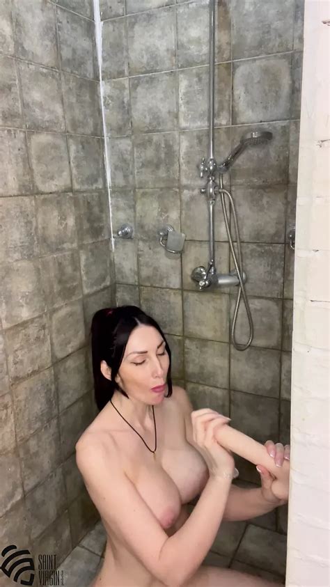 Masturbação Molhada No Banheiro Xhamster