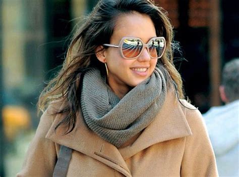 Jessica Alba Wearing Burberry Sunglasses Celebrity Eyewear