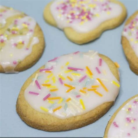 Delicious Vegan Iced Easter Biscuits We Made This Vegan