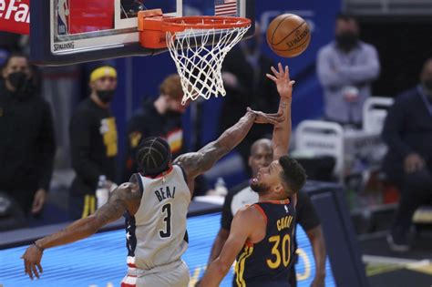 火箭 湖人 凯尔特人 篮网 尼克斯 76人 猛龙 老鹰 黄蜂 热火 魔术 奇才 步行者 雄鹿 公牛 骑士 活塞 勇士 快船 太阳 国王 爵士 掘金 森林狼 雷霆 开拓者 灰熊 鹈鹕 马. 篮球彩经：勇士客胜奇才 篮网不敌猛龙-直播吧zhibo8.cc
