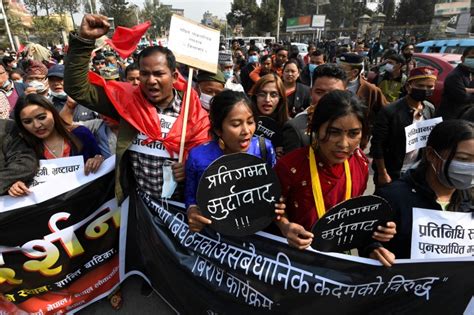 nepal s supreme court orders reinstatement of parliament protests news al jazeera