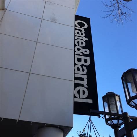Crate And Barrel Walnut Creek Phone Number / Crate and barrel is a