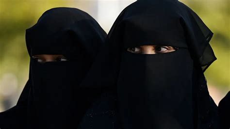 Egypt Bans Niqab In Schools Social Media Users Divided Timeskuwait
