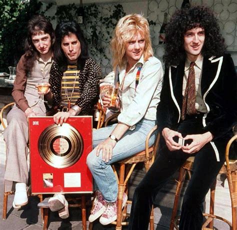 Think you can you sing like freddie mercury? Pin by Sean Ablett on Sheer Heart Attack | Freddie mercury ...