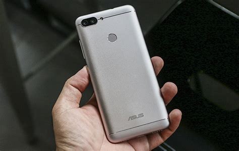 The asus zenfone max plus (m1) is most commonly compared with these phones ASUS Zenfone Max Plus M1 - màn hình tràn cạnh, pin khủng ...