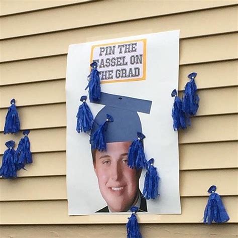 Pin The Tassel On The Graduation Party Game
