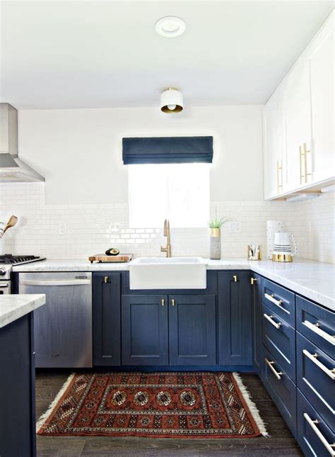 What if you go through all those steps to paint your cabinets and you end up really disliking if we are going for a bit of a bold contrast, we tend to gravitate towards darker blues. Navy Blue Kitchen Cabinet Ideas | Navy blue kitchen ...