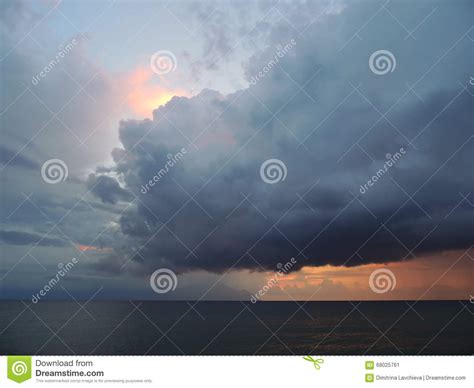 Foreboding Storm Clouds Over The Dark Sea Stock Image Image Of Lull