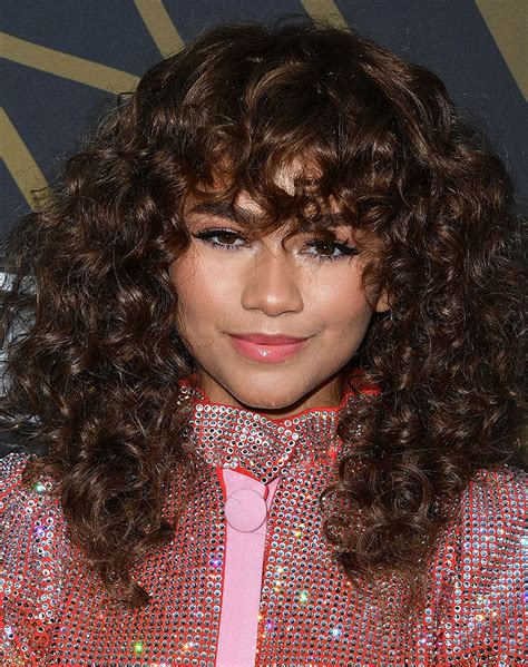Zendaya Is So Characteristic With Her Curly Hair