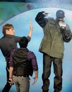 Big Time Rush: PRESENTACION DE BIG TIME RUSH Y SNOOP DOGG "BOYFRIEND" KCA