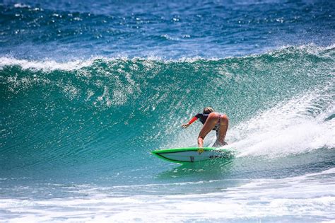 The Best Nude Surfing Photos Of The Web