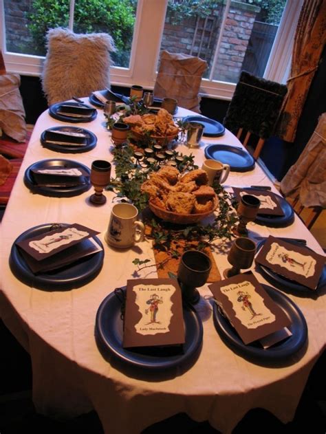 Includes printable scripts, biographies, evidence, and clues. 5 quick tips for dinner party success - Red Herring Games