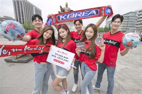 저희들에게 또한 잊지 못할 추억으로 남을 것 같아요~ 2014년 브라질 월드컵! "월드컵 길거리 응원, 광화문 시청 광장에서" - ZDNet korea