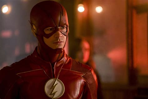 The Flash Barry Takes Drastic Measures In The New Promo For The Season 4 Finale We Are The Flash