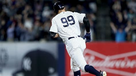 Yankees rookie Aaron Judge's hot start leads to spike in jersey sales