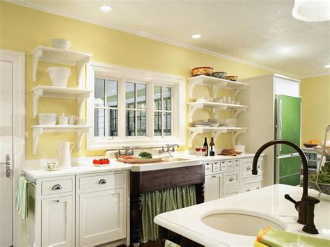 Italian Kitchen Design Pictures Ideas And Tips From Hgtv Yellow