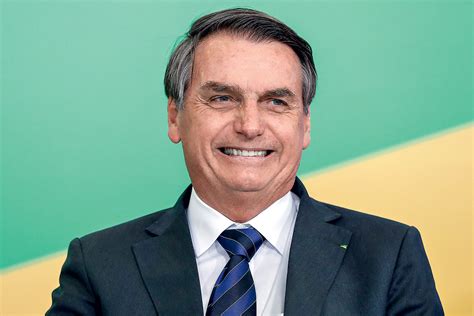 Juntos somos mais fortes e . Bolsonaro: 'Se pudesse, privatizaria os Correios hoje' | VEJA