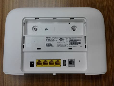 Huawei Authorized Distributor Lte Cat9 B715s 23c Wireless Wi Fi Router