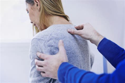 Upper Back Pain Muscle And Joint Physical Therapy Chicago