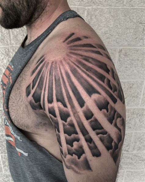 11 Sun Rays Tattoo Drawing Ideas That Will Blow Your Mind Alexie