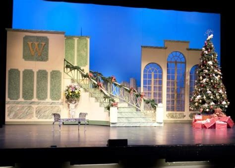 Photos Go Behind The Scenes With Annie Set Designs At Westchester