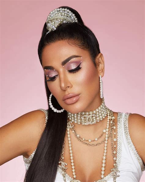 huda kattan biography middle east s self made beauty and makeup mogul