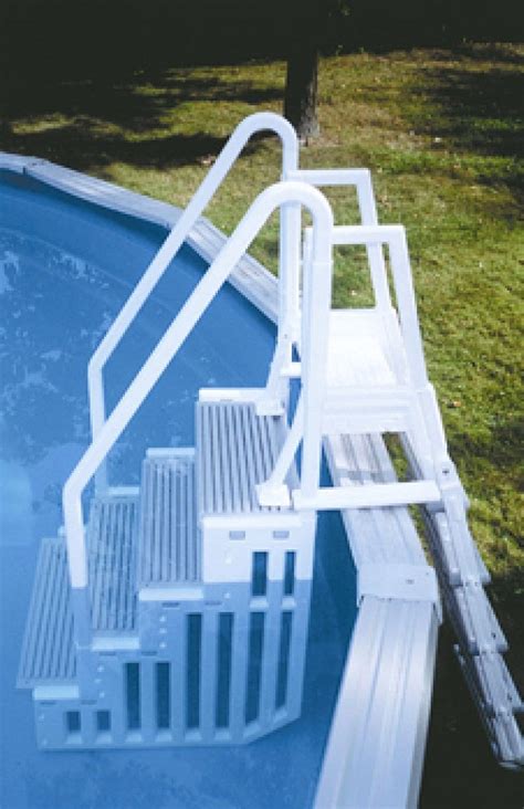 Top 6 Best Above Ground Pool Ladders And Steps Review 2022