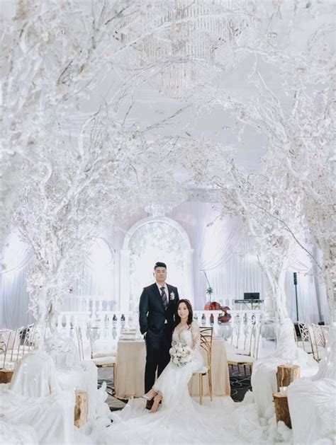 A Lavish Winter Wonderland Themed Wedding In Vancouver Weddingbells