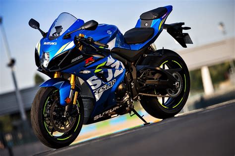 Rizla endurance gsxr 1000 k4. Essai - Suzuki GSX-R 1000 R (2019): sportive de route