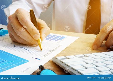 Manager Analyze Business Report Stock Image Image Of Analysis List