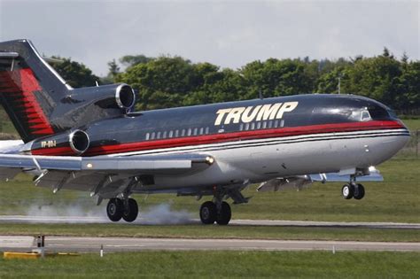 Donald Trumps Private Jet Makes Emergency Landing In Nashville