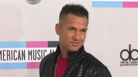 Mike The Situation Sorrentino Set To Turn Himself Into Prison