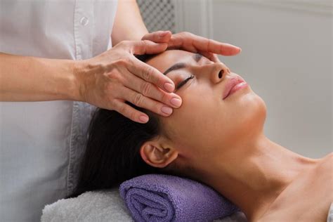 Relieve Your Migraines With Massage Therapy Halina Snowball Md Pain