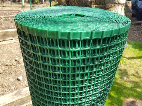 From wire mesh land of china. Green Plastic Garden Mesh | 20x20mm Square Mesh | Plastic ...