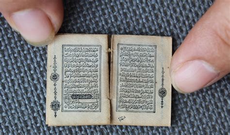 Cetakan li teknik tografi bentuk cetakan cetakan litografi menggunakan blok batu kapur sebagai blok jenis persembahan. Khazanah Mushaf al-Qur'an Nusantara: 2013