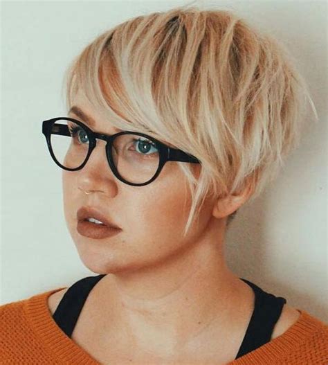 Korean short hairstyle for chubby face. Is it OK to wear short hairstyle for round chubby face ...