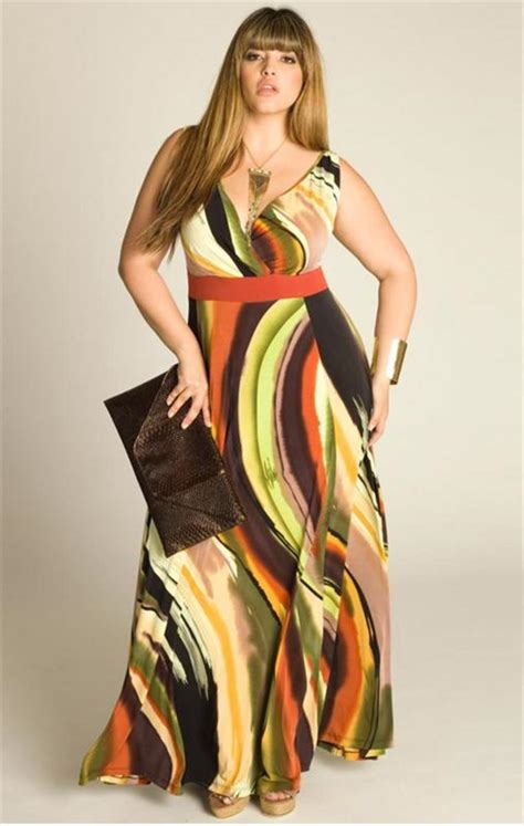 Flattering Plus Size Maxi Dresses