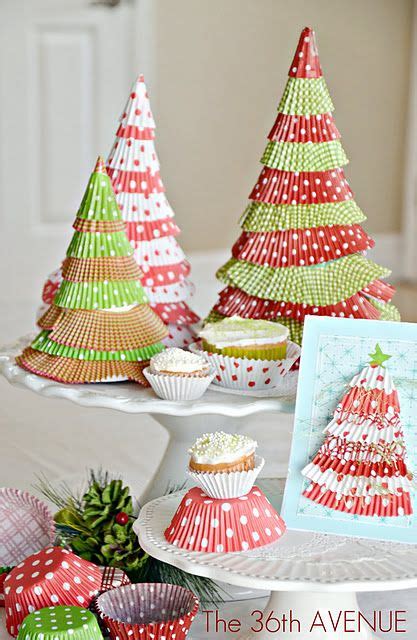 Make Cupcake Liner Christmas Trees Holiday Tutorial Artesanato De