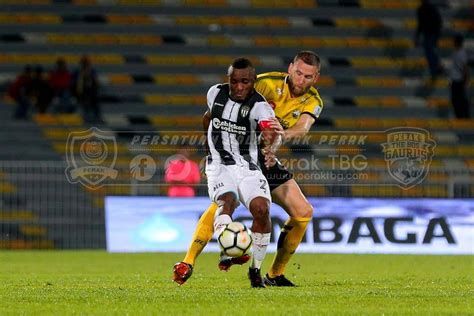 Wander luiz bitencourt junior or simply wander luiz (born may 30, 1987 in lamim), is a brazilian professional footballer. Analisis: Wander Luiz tunjuk bisa di Ipoh, corak 'pressing ...